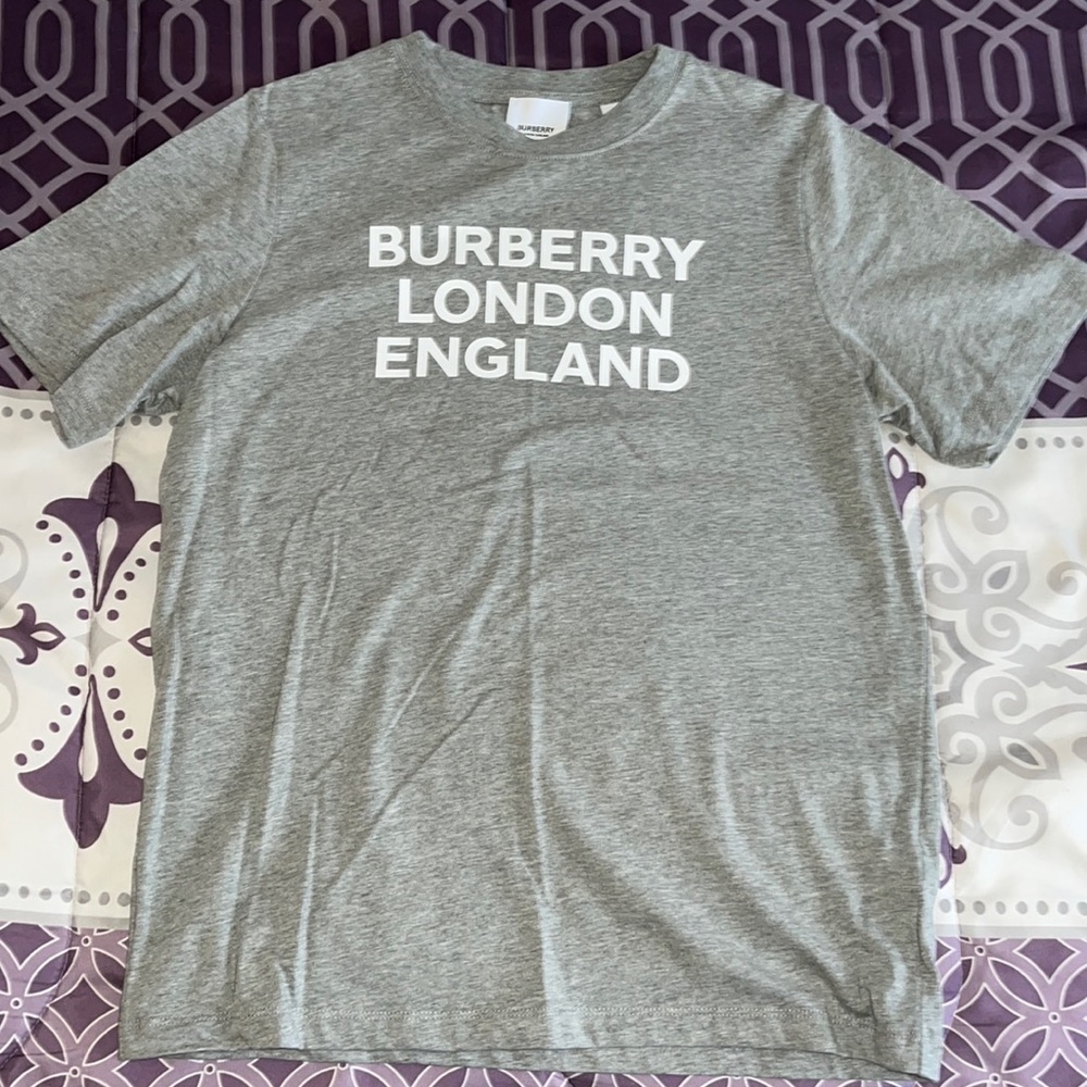 AUTHENTIC Burberry Boys T-shirt